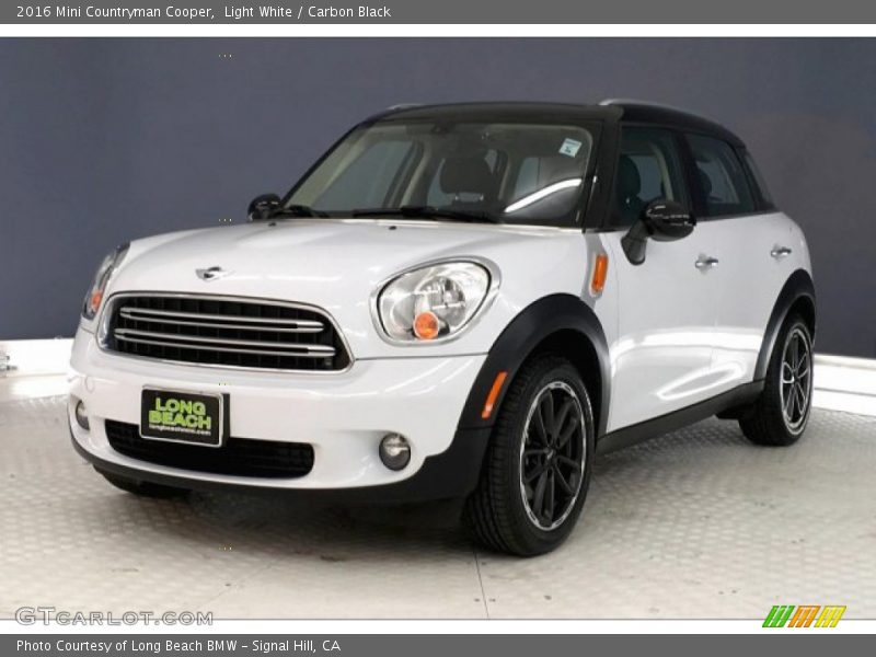 Light White / Carbon Black 2016 Mini Countryman Cooper