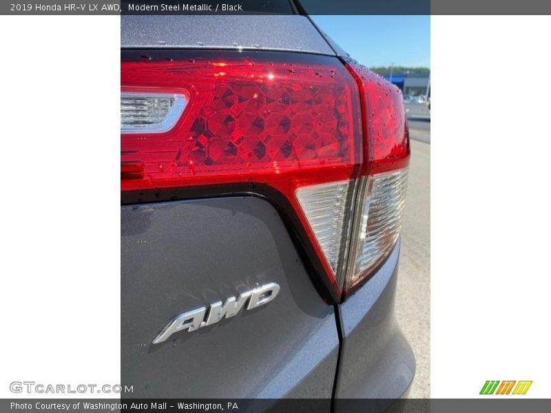 Modern Steel Metallic / Black 2019 Honda HR-V LX AWD