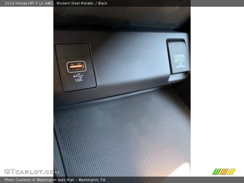 Modern Steel Metallic / Black 2019 Honda HR-V LX AWD
