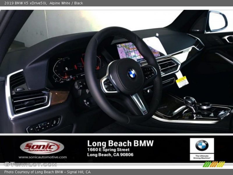 Alpine White / Black 2019 BMW X5 xDrive50i