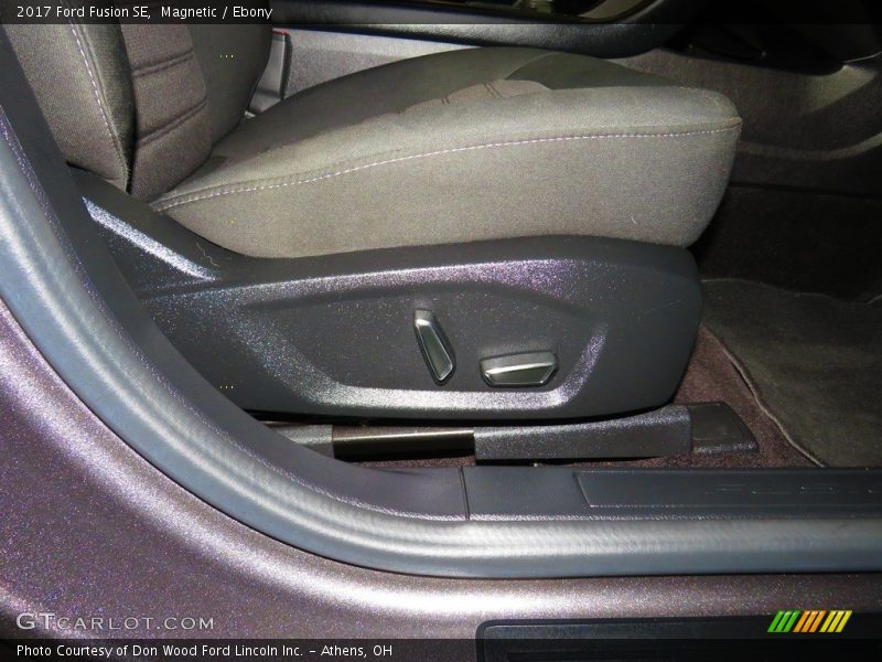 Magnetic / Ebony 2017 Ford Fusion SE