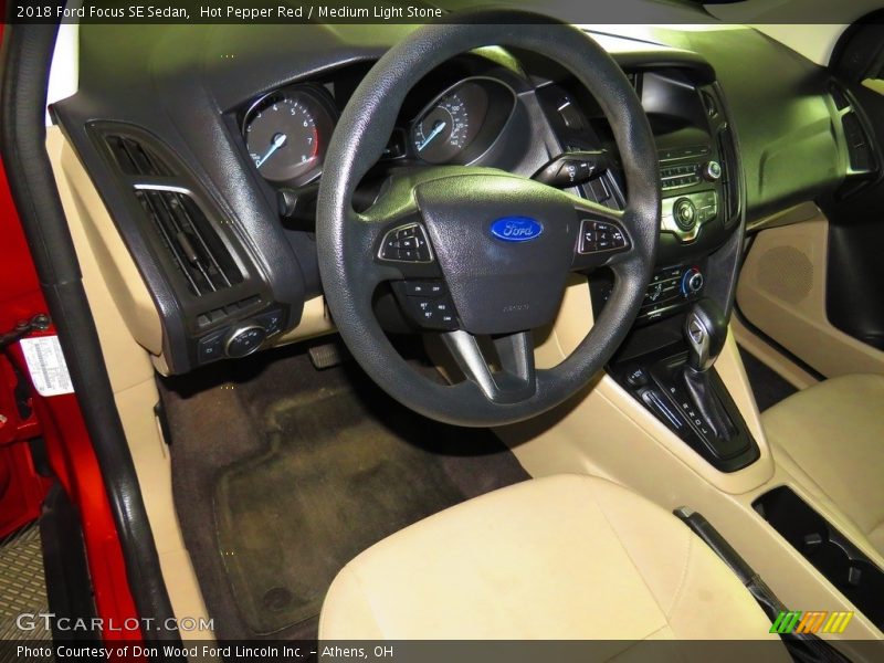 Hot Pepper Red / Medium Light Stone 2018 Ford Focus SE Sedan