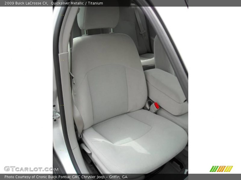 Quicksilver Metallic / Titanium 2009 Buick LaCrosse CX