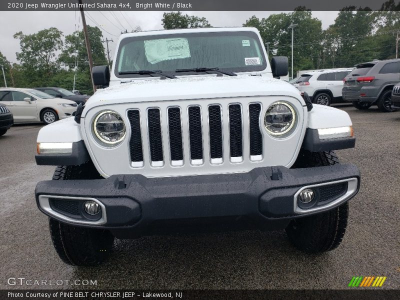 Bright White / Black 2020 Jeep Wrangler Unlimited Sahara 4x4