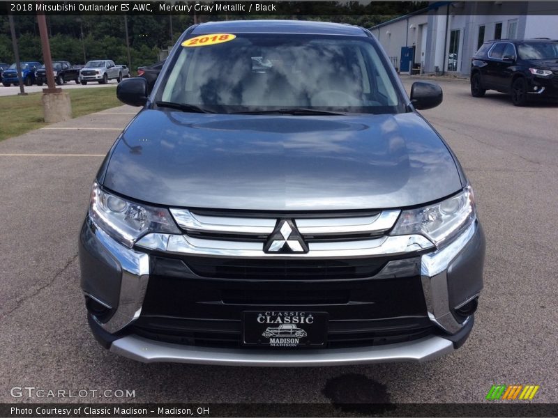 Mercury Gray Metallic / Black 2018 Mitsubishi Outlander ES AWC