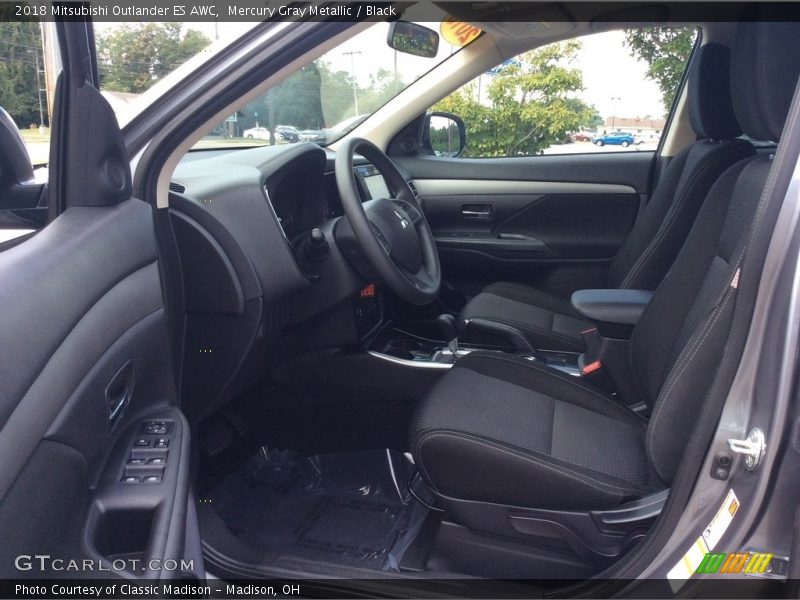Mercury Gray Metallic / Black 2018 Mitsubishi Outlander ES AWC