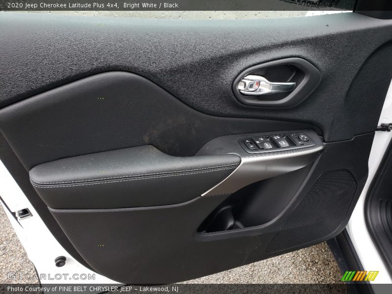 Bright White / Black 2020 Jeep Cherokee Latitude Plus 4x4