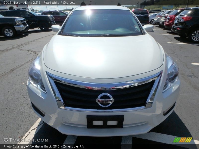 Pearl White / Charcoal 2015 Nissan Altima 2.5 S