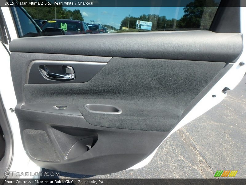 Pearl White / Charcoal 2015 Nissan Altima 2.5 S