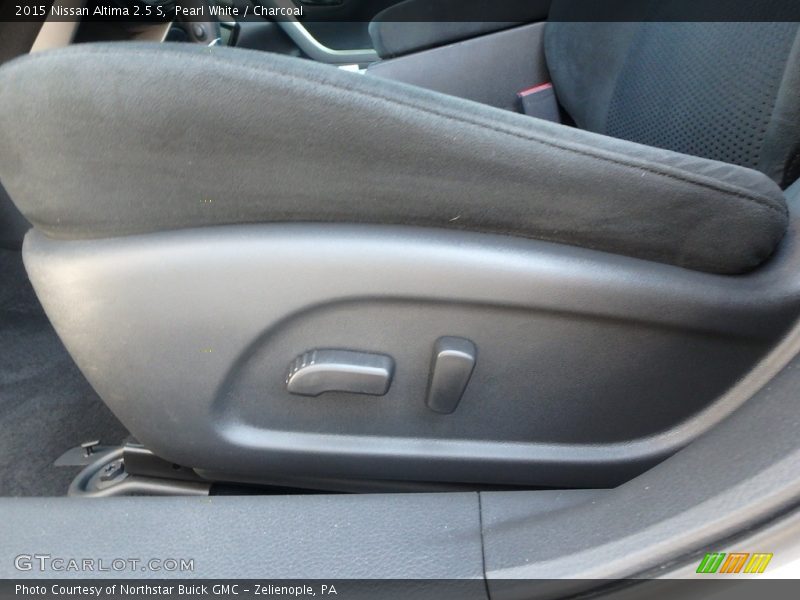 Pearl White / Charcoal 2015 Nissan Altima 2.5 S