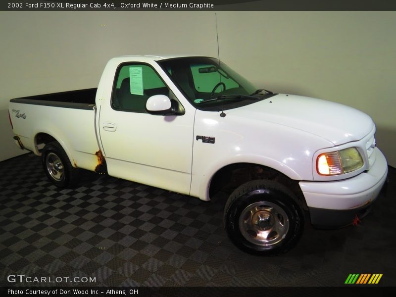 Oxford White / Medium Graphite 2002 Ford F150 XL Regular Cab 4x4