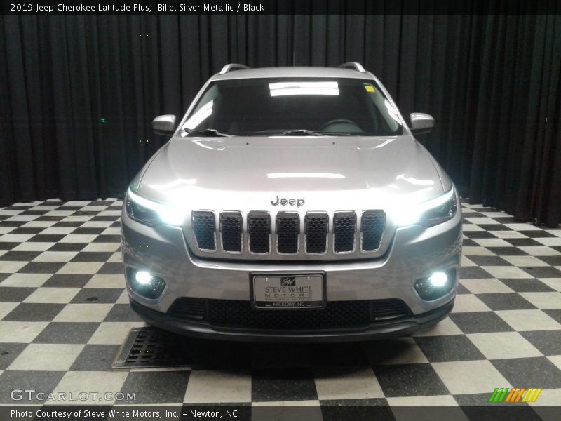 Billet Silver Metallic / Black 2019 Jeep Cherokee Latitude Plus