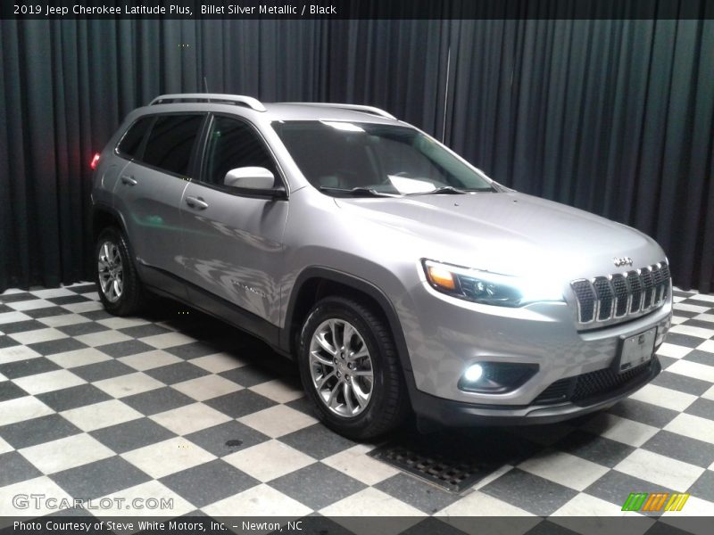Billet Silver Metallic / Black 2019 Jeep Cherokee Latitude Plus