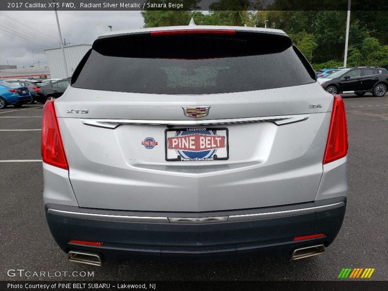 Radiant Silver Metallic / Sahara Beige 2017 Cadillac XT5 FWD