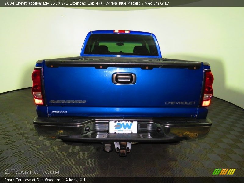 Arrival Blue Metallic / Medium Gray 2004 Chevrolet Silverado 1500 Z71 Extended Cab 4x4