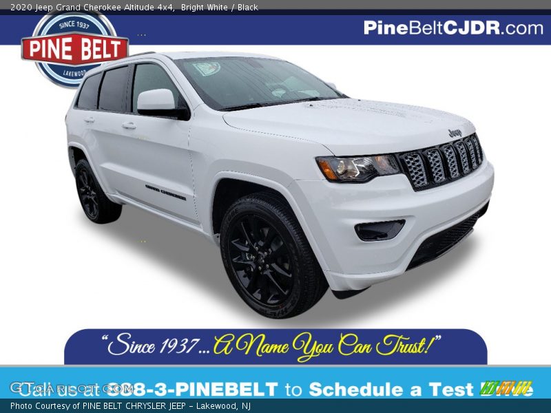 Bright White / Black 2020 Jeep Grand Cherokee Altitude 4x4