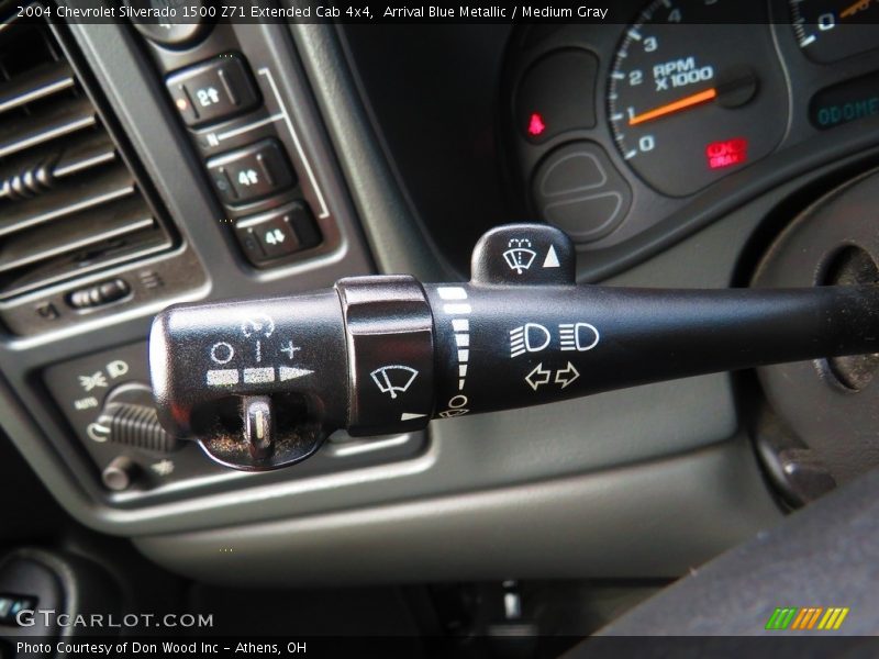 Arrival Blue Metallic / Medium Gray 2004 Chevrolet Silverado 1500 Z71 Extended Cab 4x4