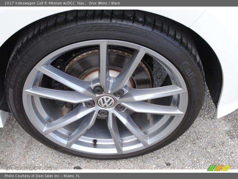  2017 Golf R 4Motion w/DCC. Nav. Wheel