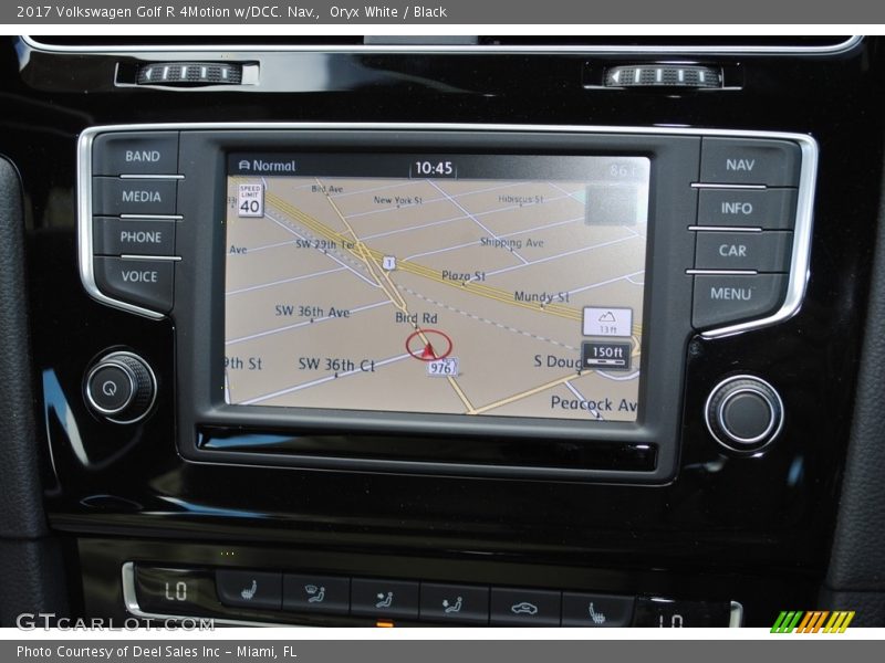 Navigation of 2017 Golf R 4Motion w/DCC. Nav.