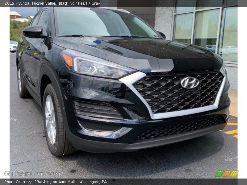 Black Noir Pearl / Gray 2019 Hyundai Tucson Value