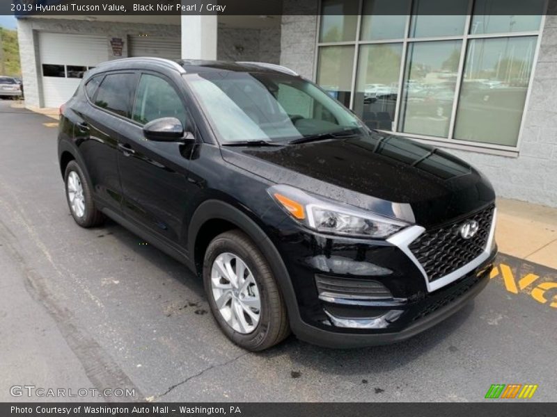 Black Noir Pearl / Gray 2019 Hyundai Tucson Value