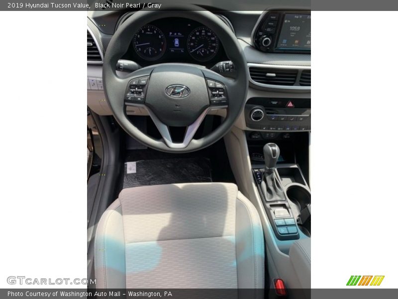 Black Noir Pearl / Gray 2019 Hyundai Tucson Value