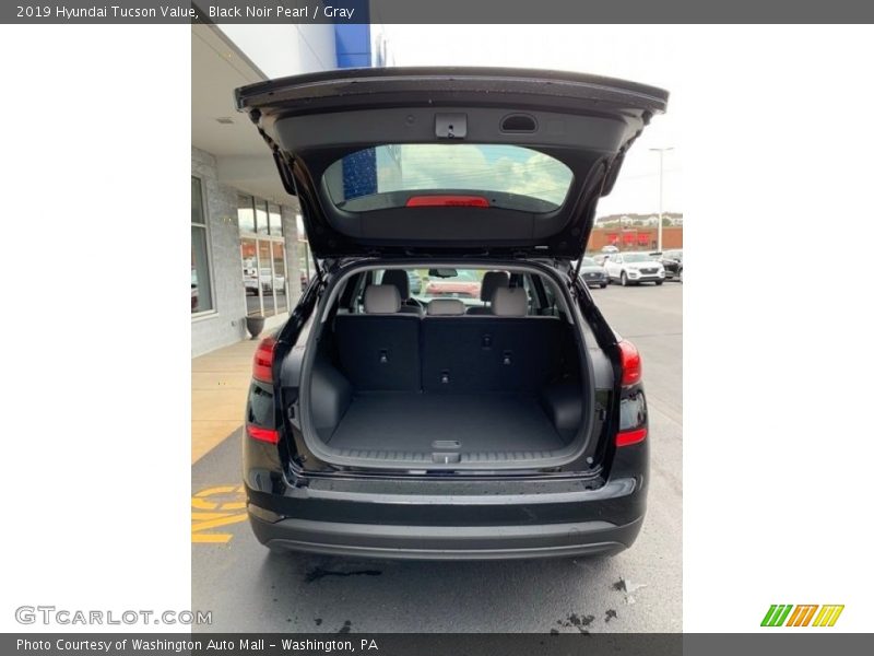 Black Noir Pearl / Gray 2019 Hyundai Tucson Value