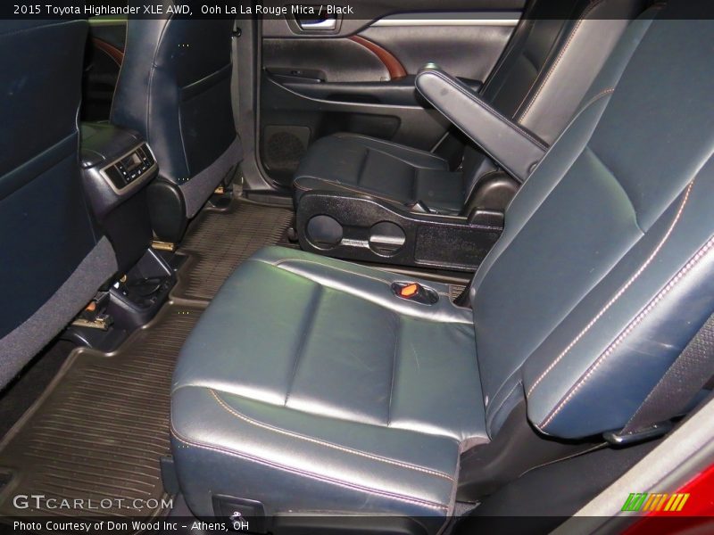 Ooh La La Rouge Mica / Black 2015 Toyota Highlander XLE AWD
