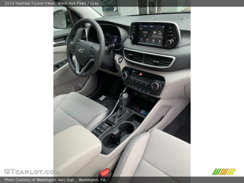 Black Noir Pearl / Gray 2019 Hyundai Tucson Value