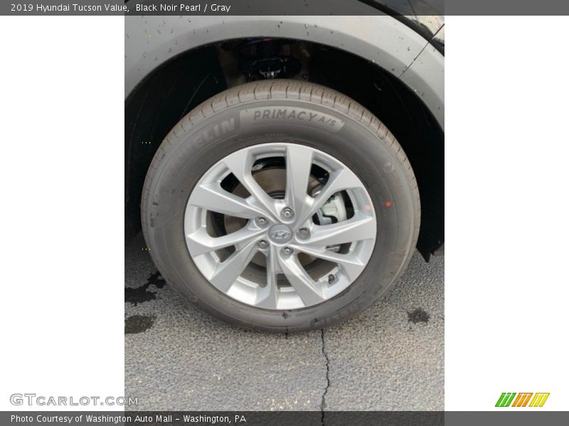 Black Noir Pearl / Gray 2019 Hyundai Tucson Value