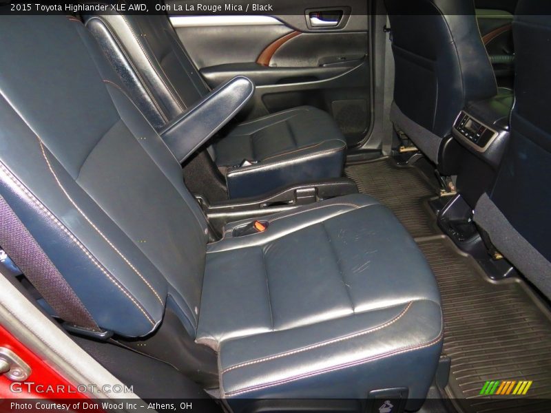 Ooh La La Rouge Mica / Black 2015 Toyota Highlander XLE AWD
