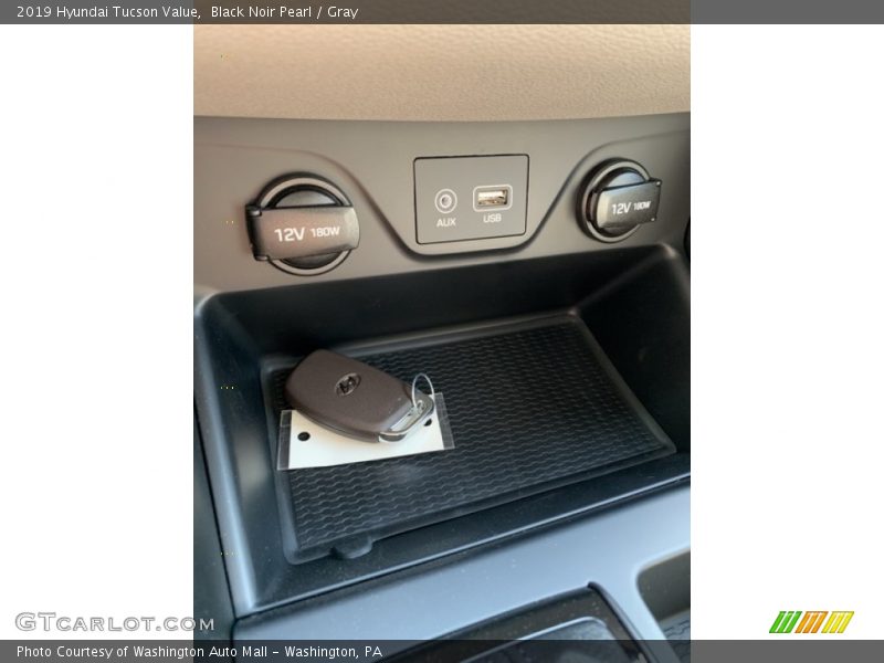 Black Noir Pearl / Gray 2019 Hyundai Tucson Value