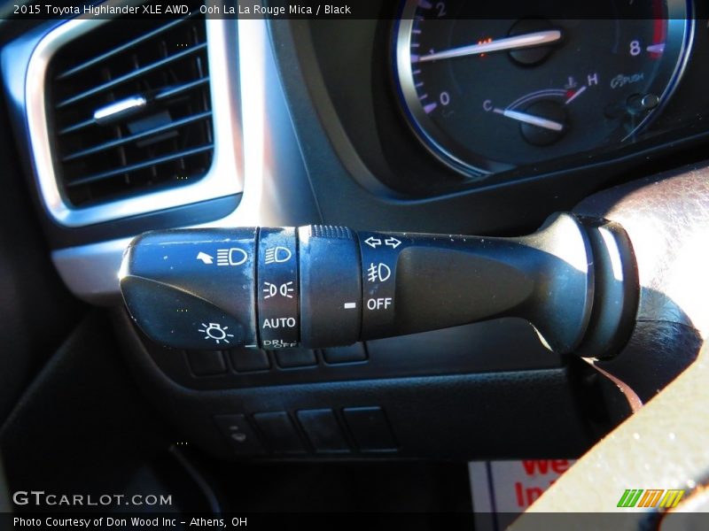 Ooh La La Rouge Mica / Black 2015 Toyota Highlander XLE AWD