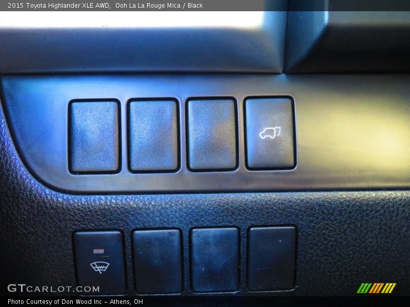 Ooh La La Rouge Mica / Black 2015 Toyota Highlander XLE AWD