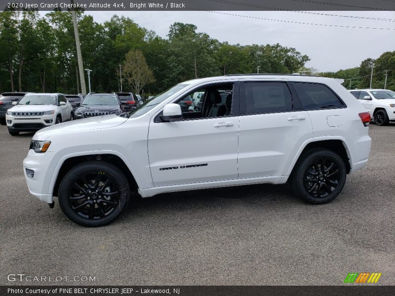 Bright White / Black 2020 Jeep Grand Cherokee Altitude 4x4