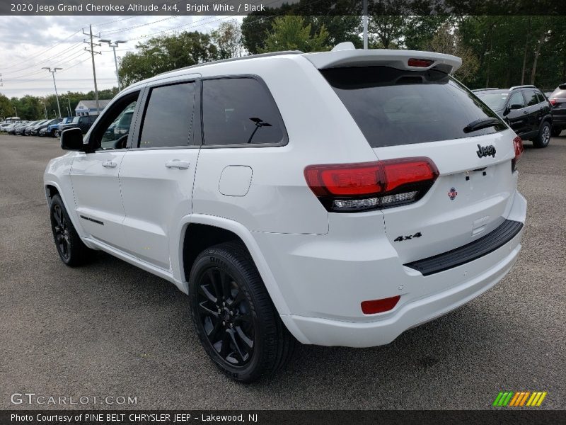 Bright White / Black 2020 Jeep Grand Cherokee Altitude 4x4
