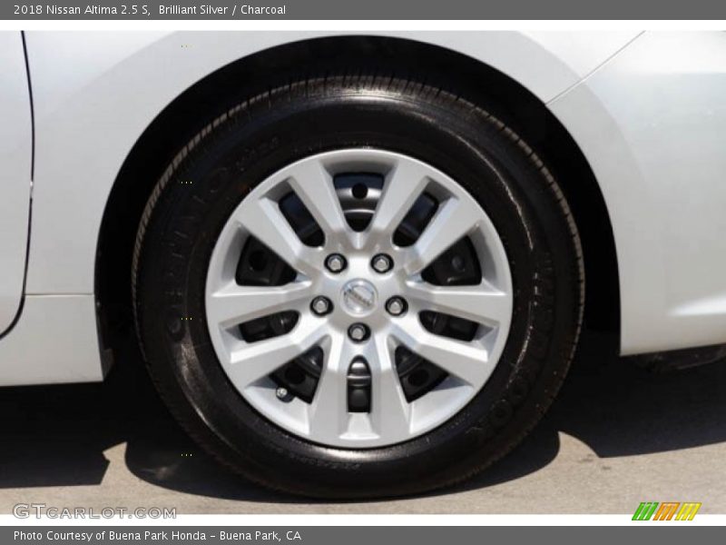 Brilliant Silver / Charcoal 2018 Nissan Altima 2.5 S