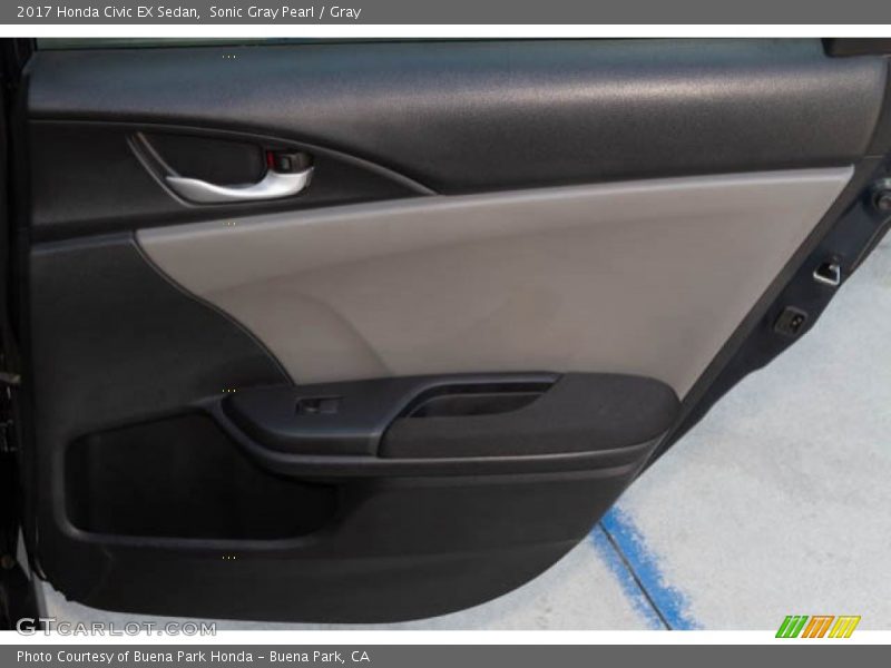 Sonic Gray Pearl / Gray 2017 Honda Civic EX Sedan