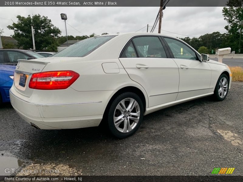 Arctic White / Black 2010 Mercedes-Benz E 350 4Matic Sedan