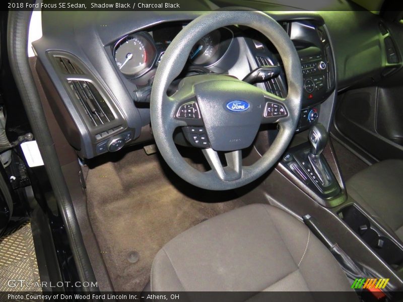 Shadow Black / Charcoal Black 2018 Ford Focus SE Sedan