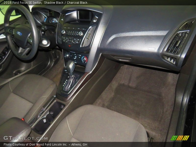 Shadow Black / Charcoal Black 2018 Ford Focus SE Sedan