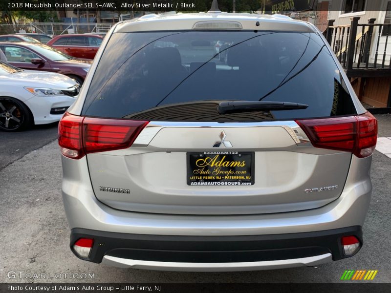 Alloy Silver Metallic / Black 2018 Mitsubishi Outlander SEL S-AWC