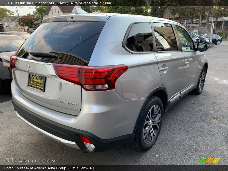 Alloy Silver Metallic / Black 2018 Mitsubishi Outlander SEL S-AWC