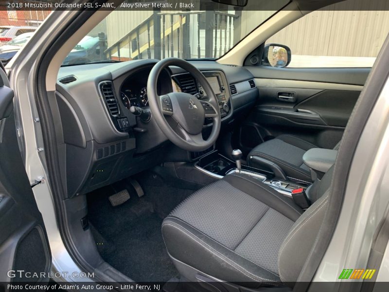 Alloy Silver Metallic / Black 2018 Mitsubishi Outlander SEL S-AWC