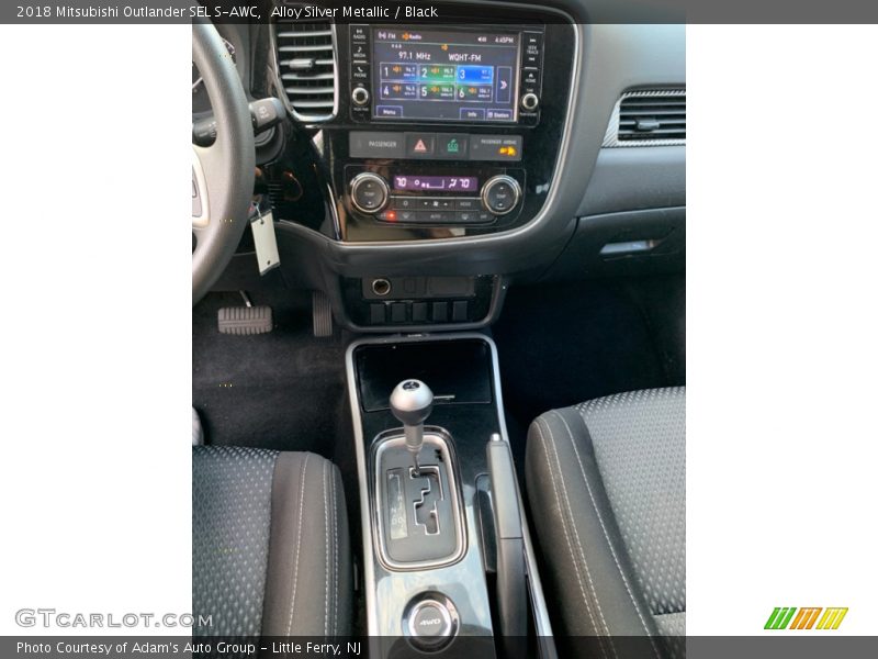 Alloy Silver Metallic / Black 2018 Mitsubishi Outlander SEL S-AWC