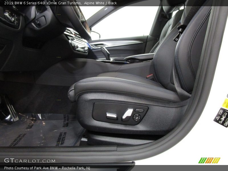 Alpine White / Black 2019 BMW 6 Series 640i xDrive Gran Turismo