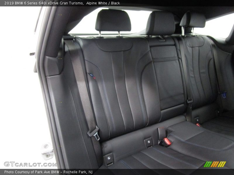 Alpine White / Black 2019 BMW 6 Series 640i xDrive Gran Turismo