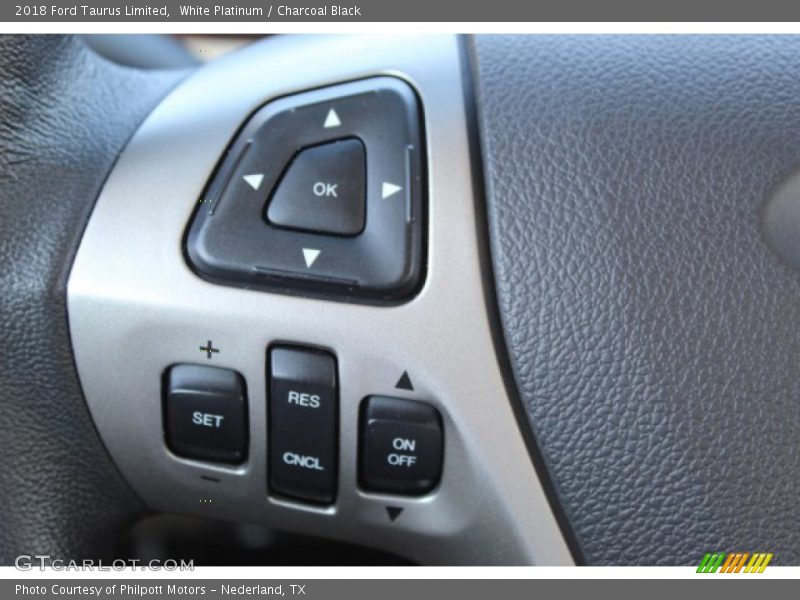 White Platinum / Charcoal Black 2018 Ford Taurus Limited
