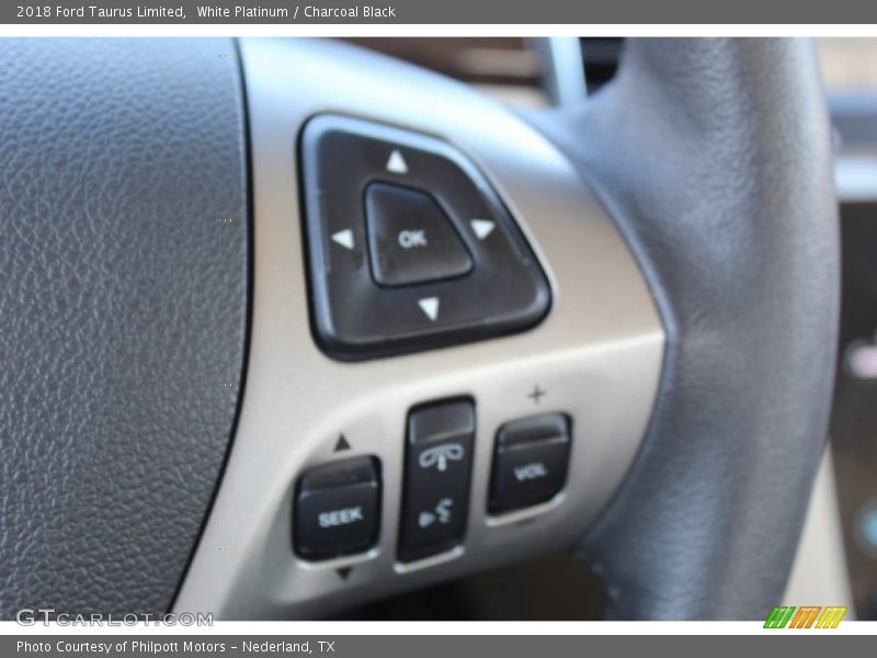 White Platinum / Charcoal Black 2018 Ford Taurus Limited