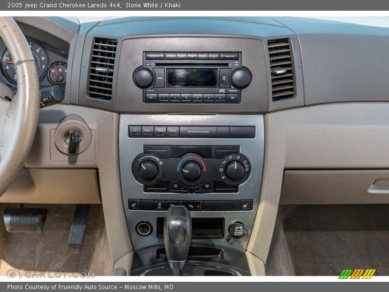 Stone White / Khaki 2005 Jeep Grand Cherokee Laredo 4x4